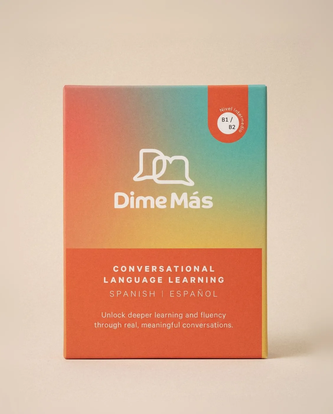 Dime Más Cards in daylight.